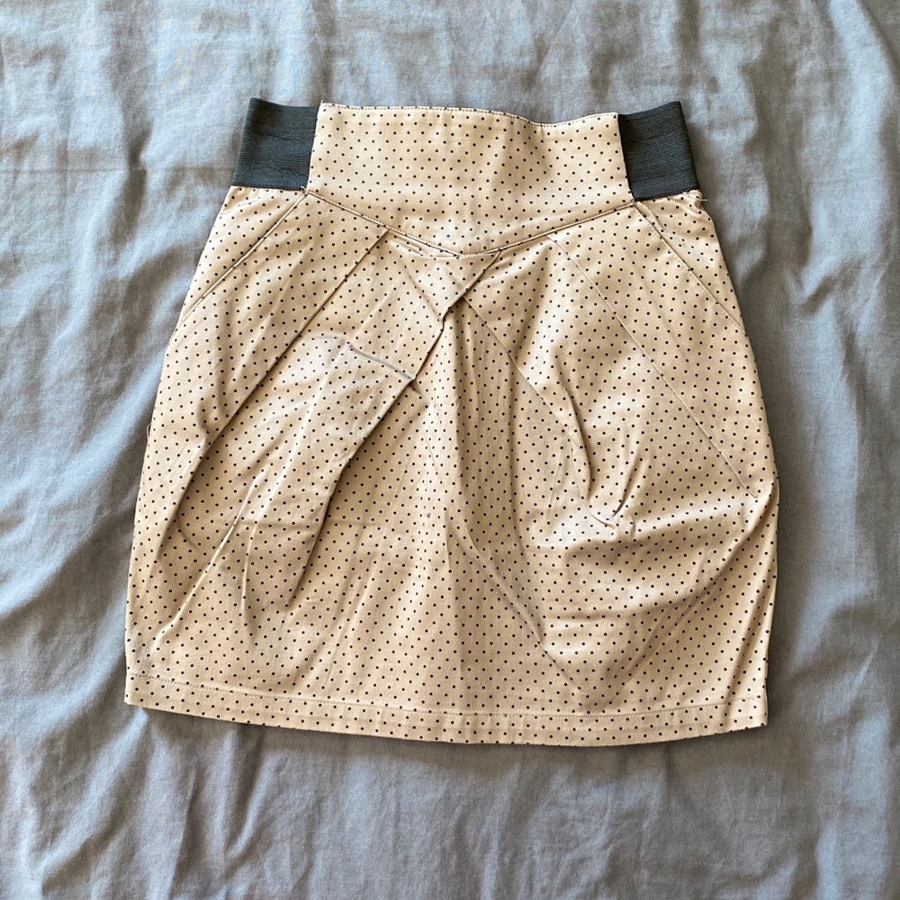 H&M Dressy High Rise skirt